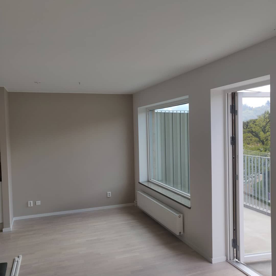 målning inomhus i solna